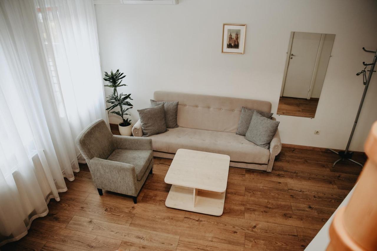 Verslo Klase-Easy To Stay Panevezys Luaran gambar